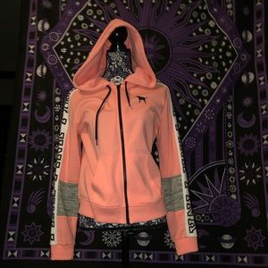 Women’s zip up jacket